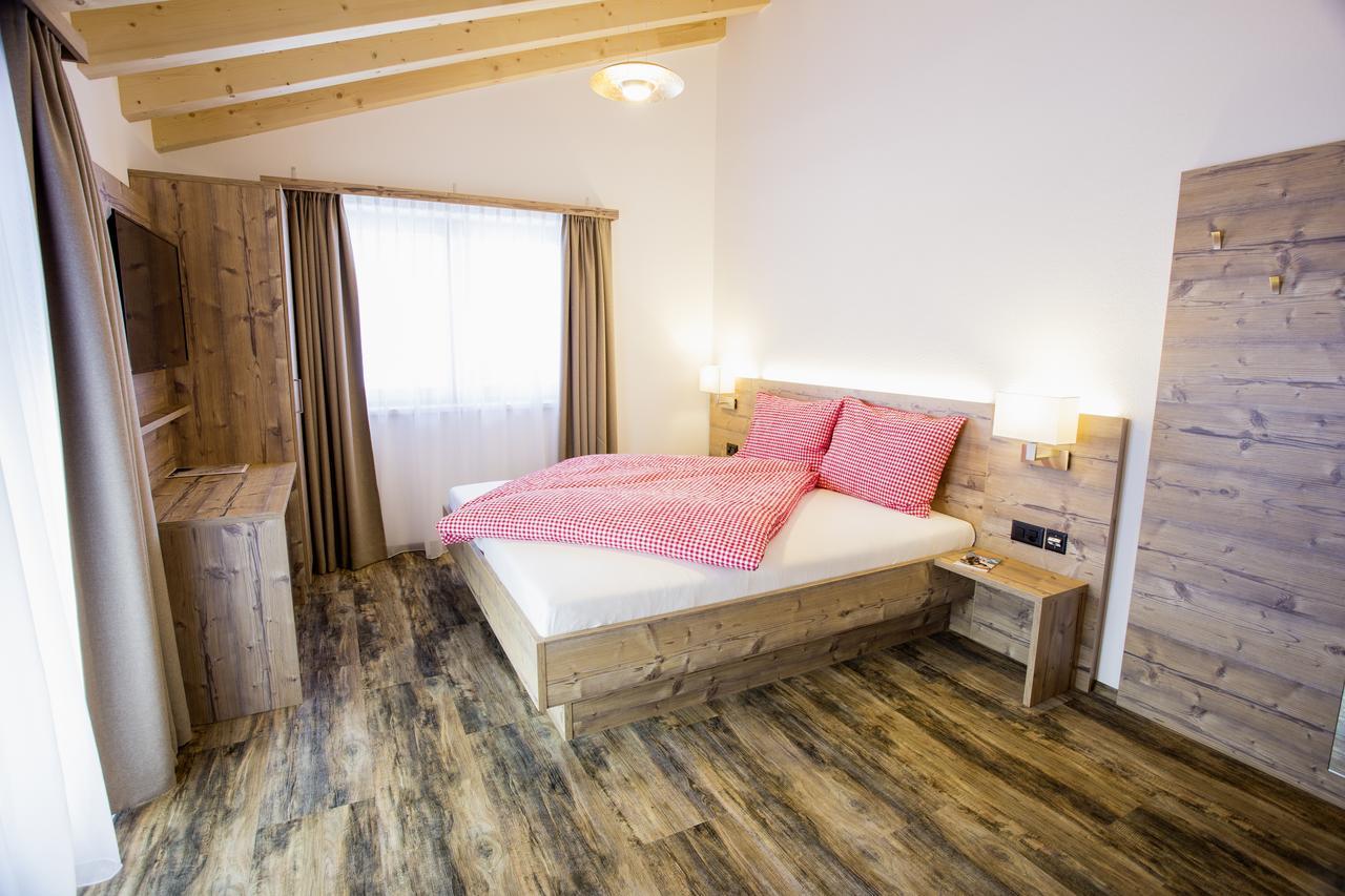 Hotel Piz Ot Samnaun Zewnętrze zdjęcie