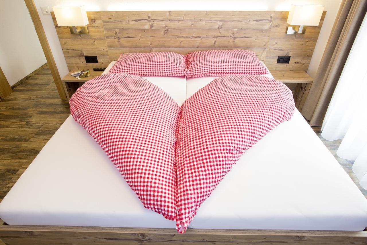 Hotel Piz Ot Samnaun Zewnętrze zdjęcie